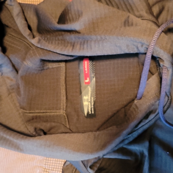 Under Armour Hoodie - Picture 2 of 4
